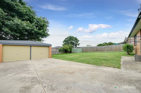 11 Leonard Ct, Pakenham, VIC 3810