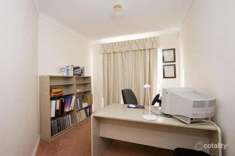 Property photo of 11 Imandra Circuit Success WA 6164