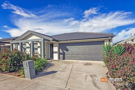 Property photo of 8 Belleville Close Burnside Heights VIC 3023