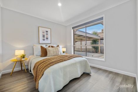 Property photo of 19 Thames Boulevard Werribee VIC 3030