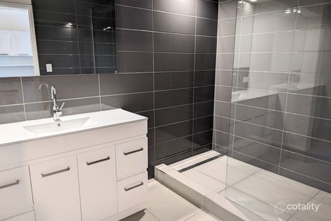 Property photo of 2/325 Nepean Highway Frankston VIC 3199