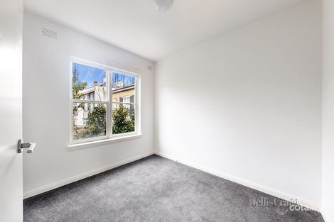 Property photo of 10/24 Mathoura Road Toorak VIC 3142