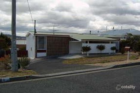 Property photo of 13 Third Avenue Midway Point TAS 7171