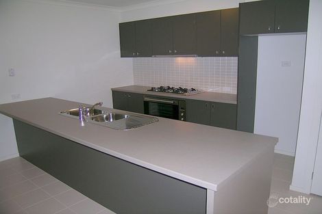 Property photo of 16 Kanooka Drive Maidstone VIC 3012