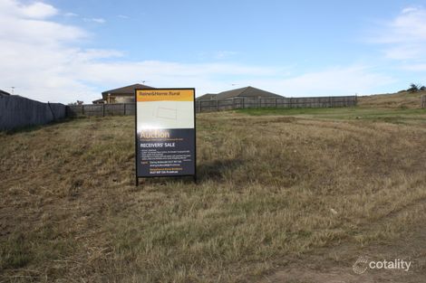 27 Honeyeater Pl, Lowood, QLD 4311