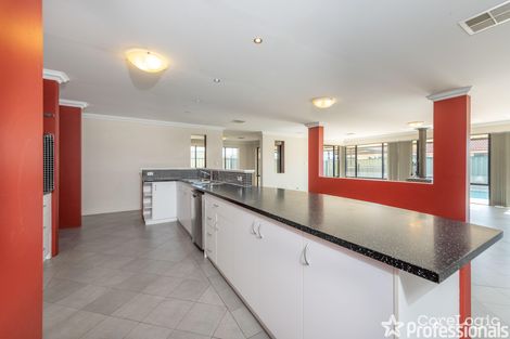 Property photo of 35 Antonio Circuit Port Kennedy WA 6172