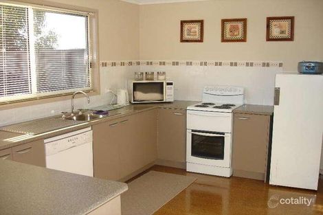 Property photo of 32 Galleon Crescent Sunset Strip VIC 3922