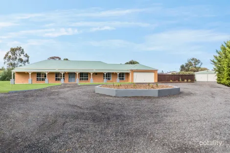 Property photo of 18 Inverlochy Drive Bannockburn VIC 3331