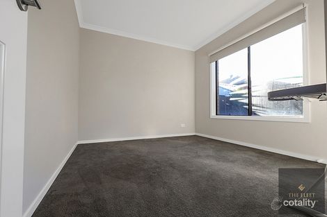 Property photo of 10 Larnook Crescent Truganina VIC 3029