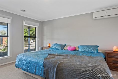 Property photo of 21 Chardonnay Drive Skye VIC 3977