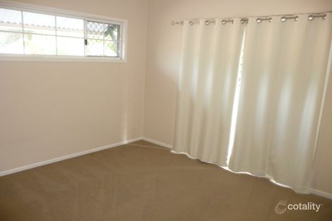 877 Wynnum Rd, Cannon Hill, QLD 4170