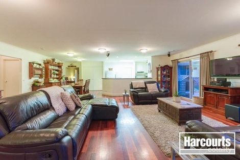 Property photo of 15 Elk Turn Cranbourne VIC 3977