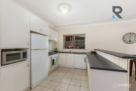 Property photo of 8 Ballybunion Avenue Craigieburn VIC 3064