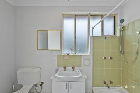 Property photo of 22 Compass Circle Yanchep WA 6035
