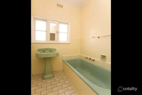 Property photo of 1 Bryan Street Reservoir VIC 3073