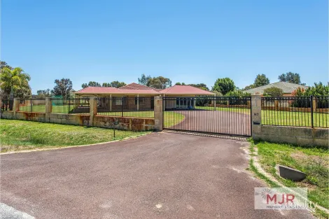 Property photo of 92 Kellet Drive Darling Downs WA 6122