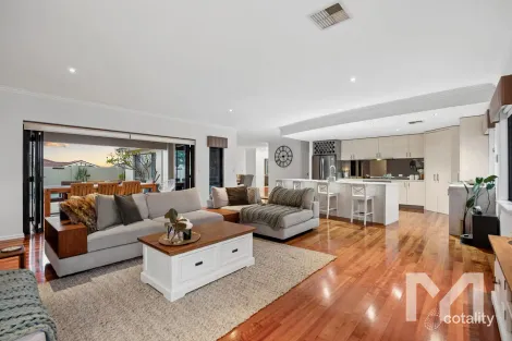 Property photo of 2 Dolphin Way Yangebup WA 6164