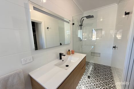 Property photo of 14 Evatt Street Griffith NSW 2680