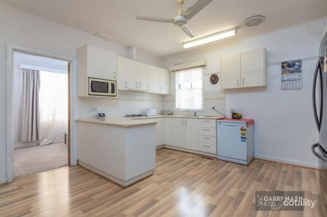 Property photo of 24 Batchelor Crescent Wangaratta VIC 3677