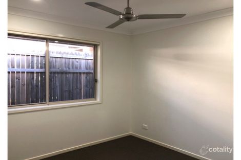 Property photo of 5 Milbrook Crescent Pimpama QLD 4209