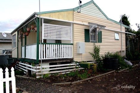 Property photo of 12 Forrest Street Kalpowar QLD 4630