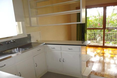 Property photo of 6 Helena Street Highton VIC 3216