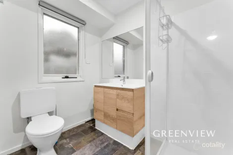 Property photo of 4 Denham Crescent Cranbourne North VIC 3977
