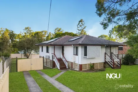 Property photo of 6 Ipswich Street Riverview QLD 4303