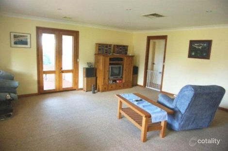 Property photo of 3 Hotham Place Tatton NSW 2650