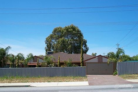 Property photo of 2 Osprey Drive Yangebup WA 6164
