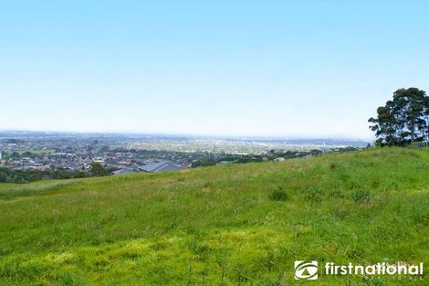 11 Old Coach Rd, Berwick, VIC 3806