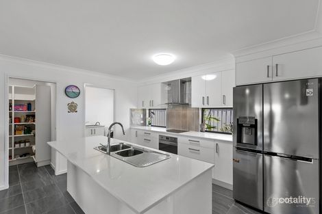 Property photo of 12 Lucas Drive Burrum Heads QLD 4659