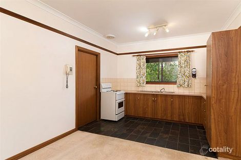 Property photo of 2/10 Bernhardt Court Mount Barker SA 5251