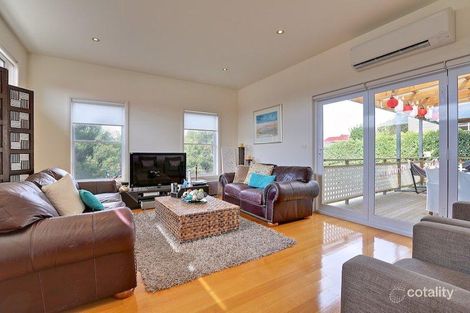Property photo of 11 Fraser Street New Town TAS 7008