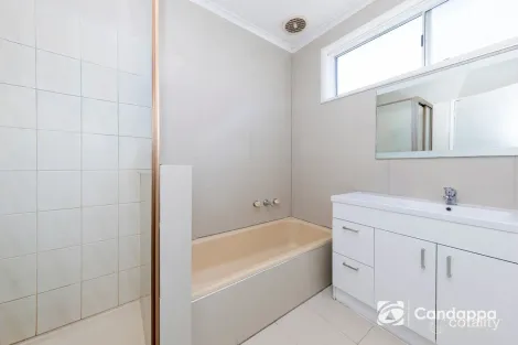 Property photo of 12 Biram Drive Warragul VIC 3820