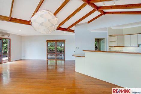 Property photo of 18 Tara Terrace Carrara QLD 4211