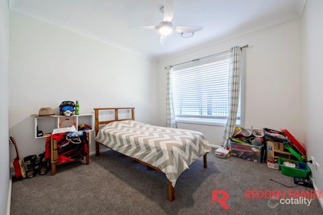 Property photo of 17 Beveridge Crescent Dubbo NSW 2830