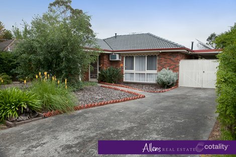 17 Bourke Rd, Cranbourne, VIC 3977