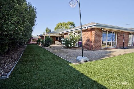 Property photo of 15 Pineview Court Werribee VIC 3030