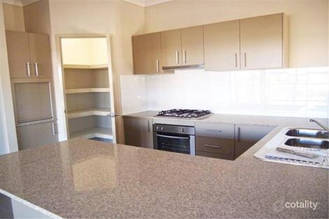 Property photo of 15 Sameshima Gardens Bilingurr WA 6725