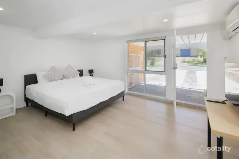 Property photo of 21 Crestgarden Street Macgregor QLD 4109