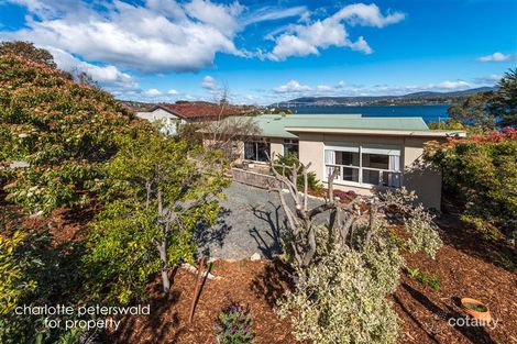 141 Derwent Ave, Lindisfarne, TAS 7015
