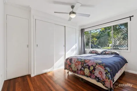 Property photo of 40 Chartwell Street Margate QLD 4019