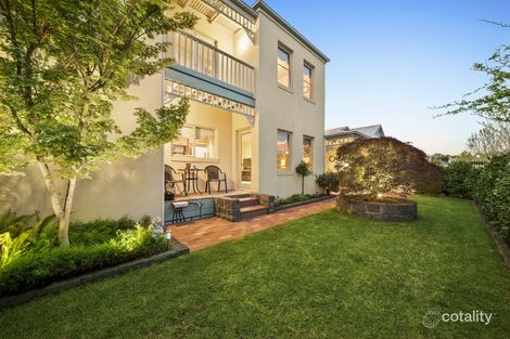 Property photo of 2 Hammerwood Green Beaconsfield VIC 3807