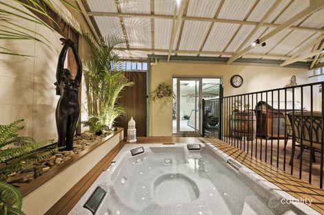 Property photo of 2 Hammerwood Green Beaconsfield VIC 3807