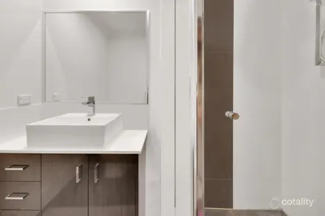 Property photo of 80/30 Taylor Place Mackenzie QLD 4156