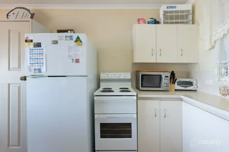 Property photo of 125 John Lewis Drive Port Broughton SA 5522