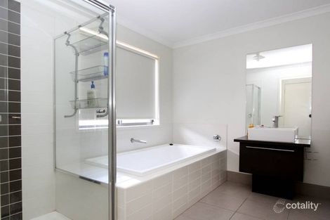 Property photo of 42 Larson Avenue Tarneit VIC 3029