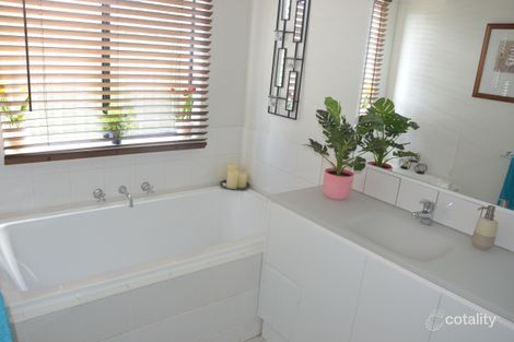 Property photo of 14 Abbey Close Eaglehawk VIC 3556