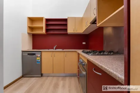 Property photo of 3/142 Durham Street Bathurst NSW 2795